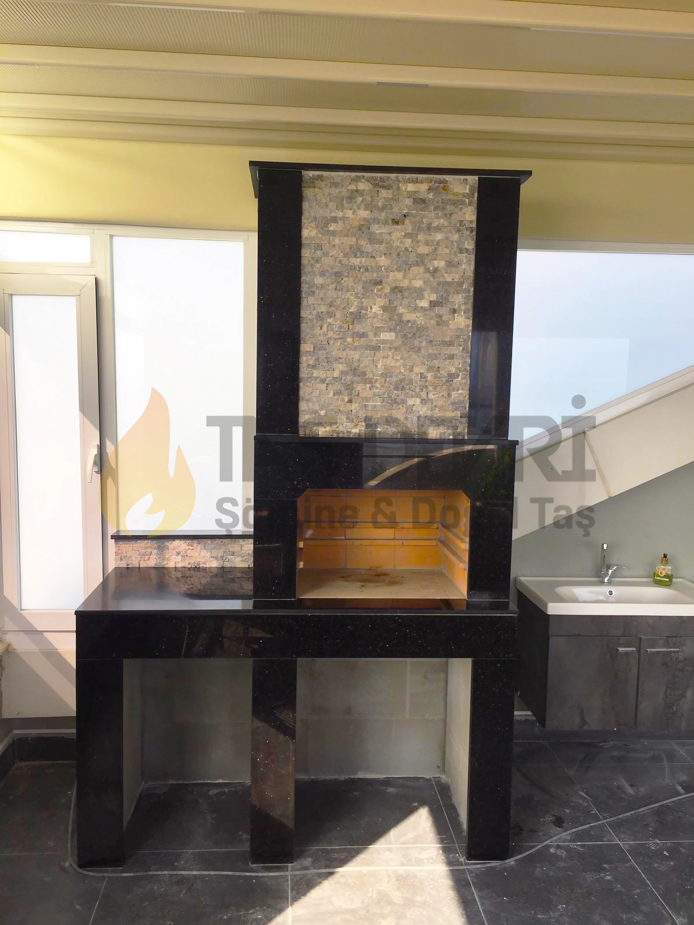 Mermer ve Patlatma Taşlı Barbekü